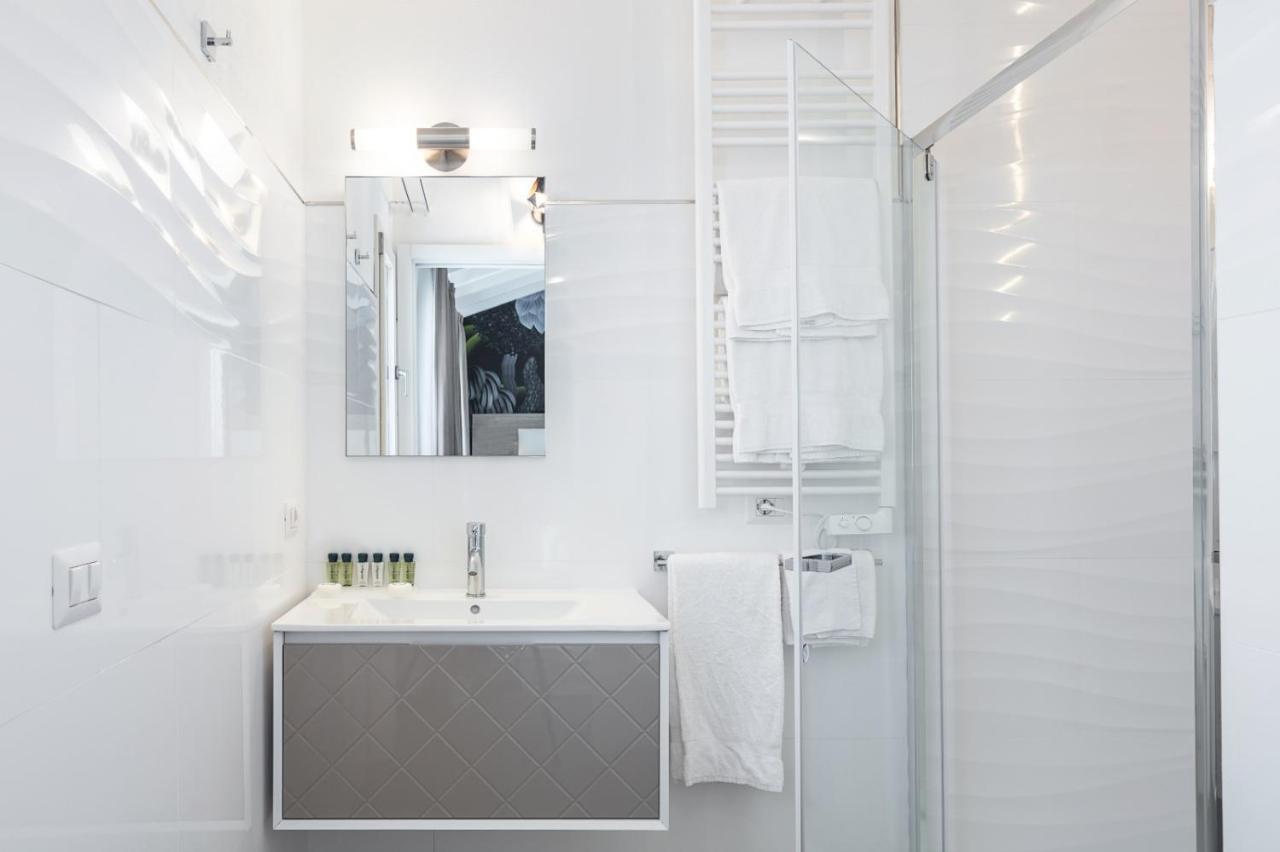 Lungomare Rooms Olbia Ngoại thất bức ảnh