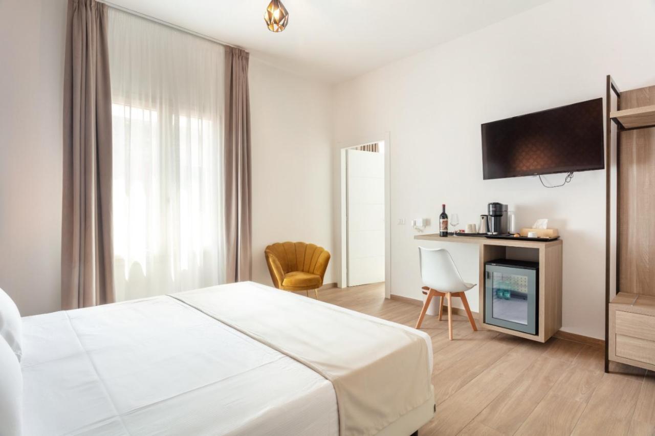 Lungomare Rooms Olbia Ngoại thất bức ảnh