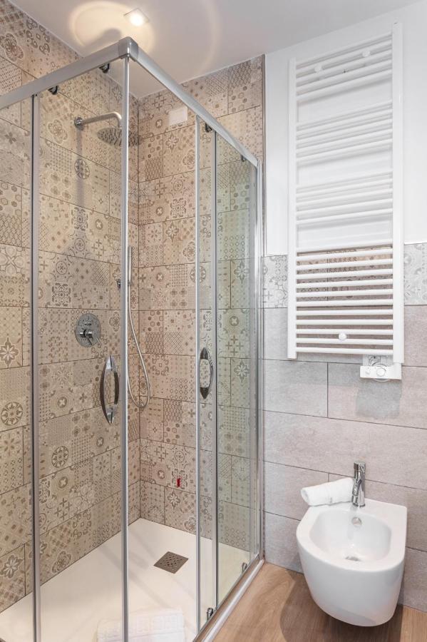 Lungomare Rooms Olbia Ngoại thất bức ảnh