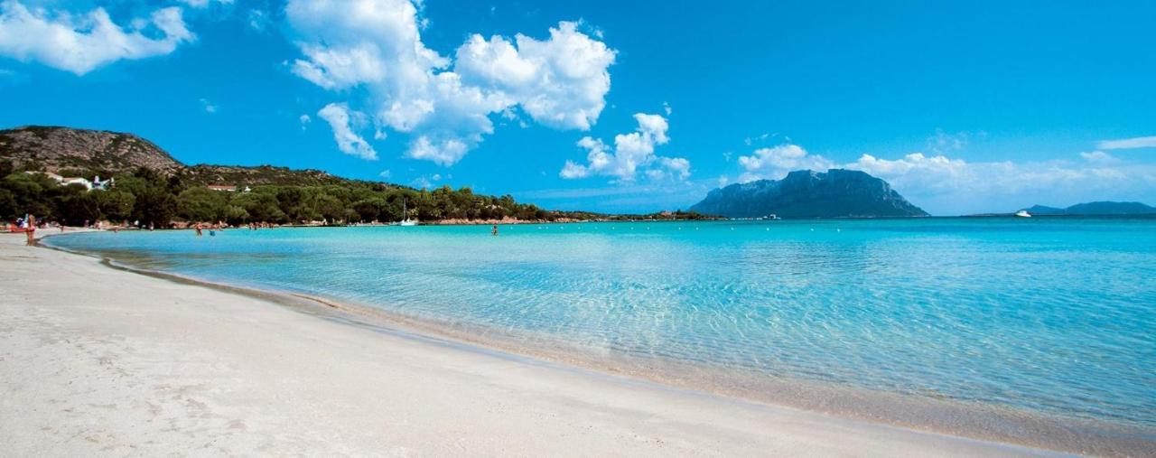 Lungomare Rooms Olbia Ngoại thất bức ảnh